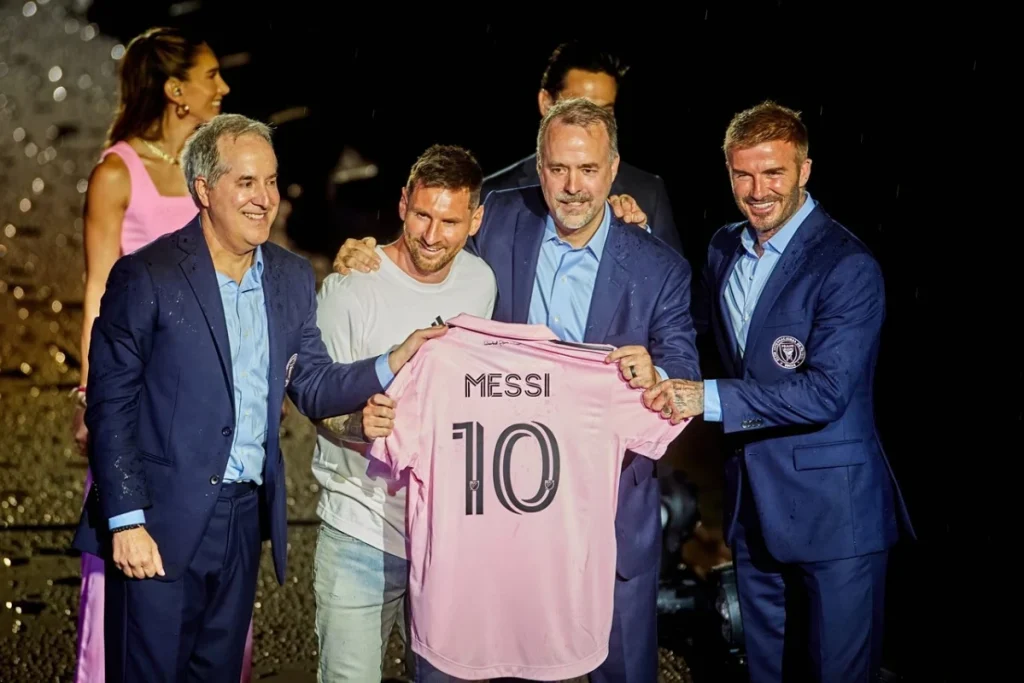 Leo Messi nie zagra z Chicago Fire. Messi i De Paul opuszczą dwa najbliższe mecze Interu Miami David Beckham i Lionel Messi | Inter Miami